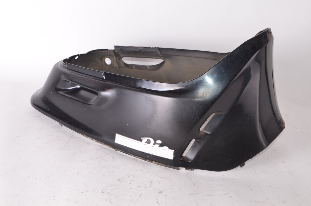 Honda DIO-1 Rear Side Plastics Black – Pike Cycles