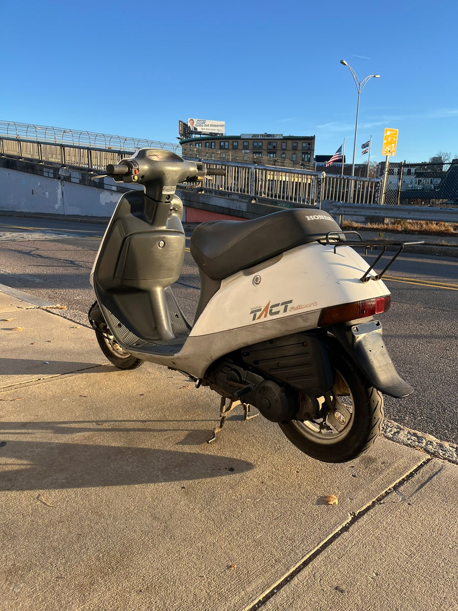 1988 Honda Tact – Pike Cycles