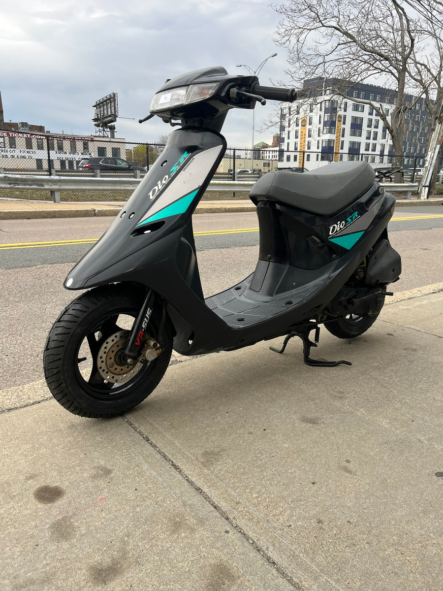 1990 Honda Dio 1 (Shipping Not Included) – Pike Cycles