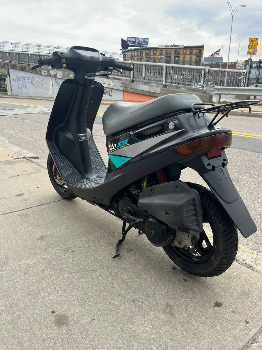 ホンダ　DIO DIO/SR/ZX(AF34/AF35)-since 1994- - バイクの系譜