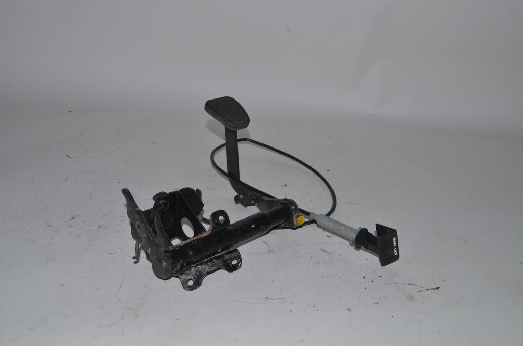 closed pedal position c91325 Honda Helix CN250 Rear Brake Pedal – Pike Cycles