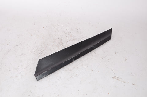 Yamaha Jog 27V Perla Pelican Right Skirt Trim Plastic (Carburetor Side)