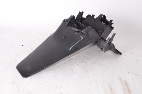 Honda DIO-2 Guardabarros trasero porta baterias plastico