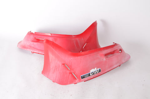 Honda DIO-1 Plásticos laterales traseros Negro